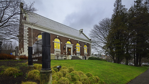  Exterior view of the Columbia Branch