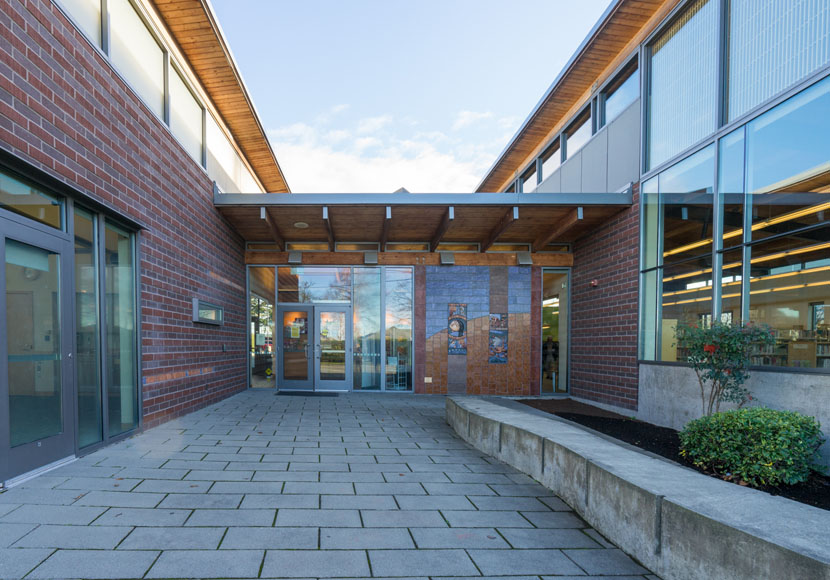 Exterior view at the High Point Branch