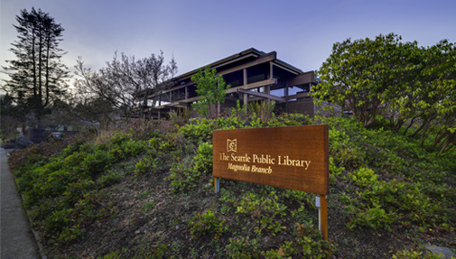  Exterior view of the Magnolia Branch