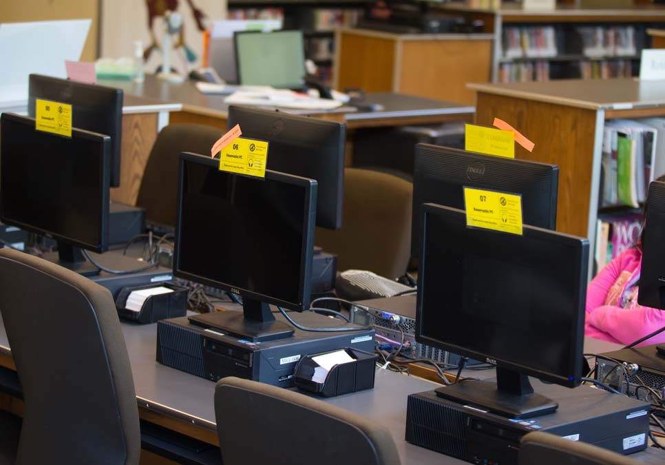 Public computer area at the Magnolia Branch