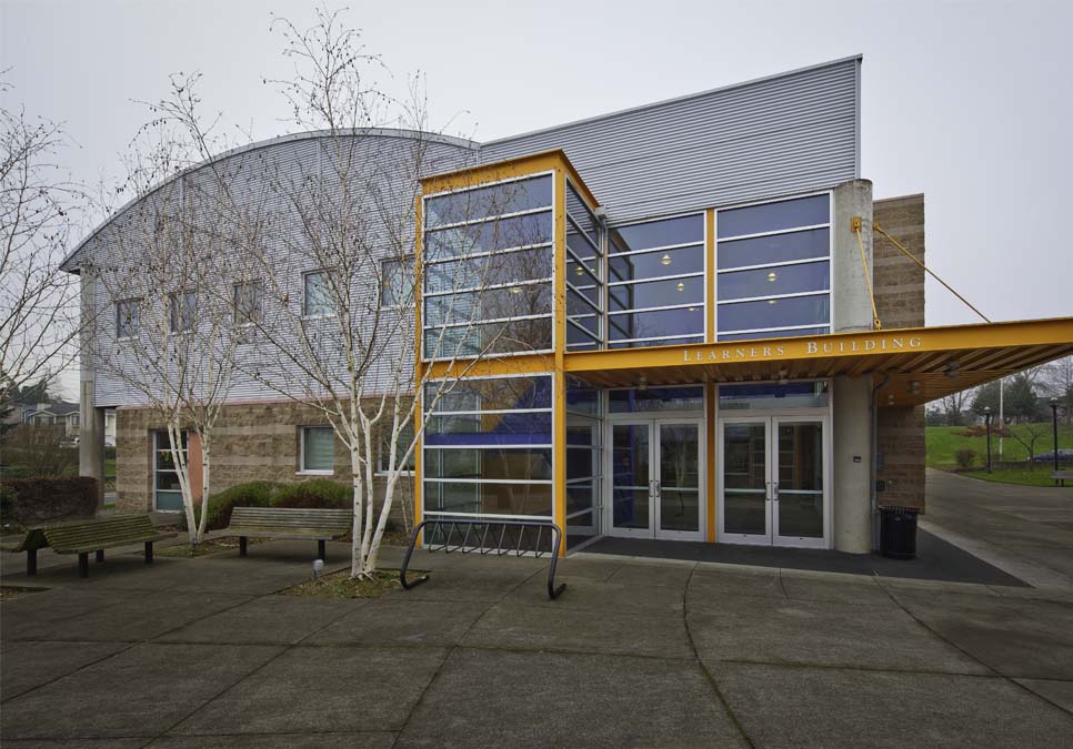 Exterior view of the NewHolly Branch