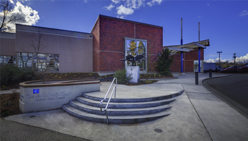  Exterior view of the Rainier Beach Branch