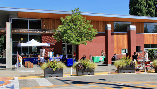  Exterior view of the South Park Branch