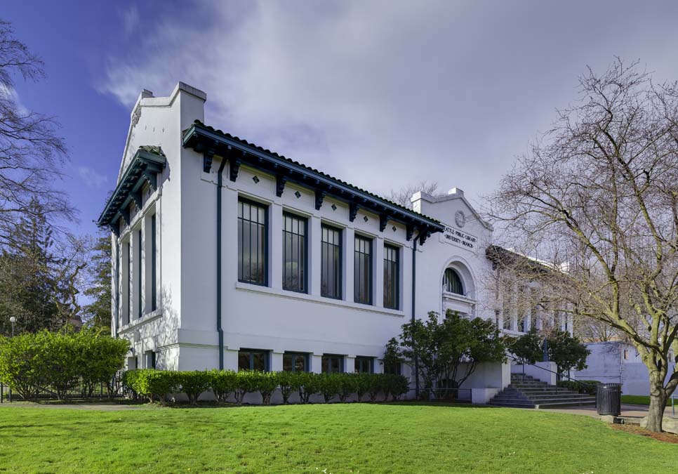 Exterior view of the University Branch